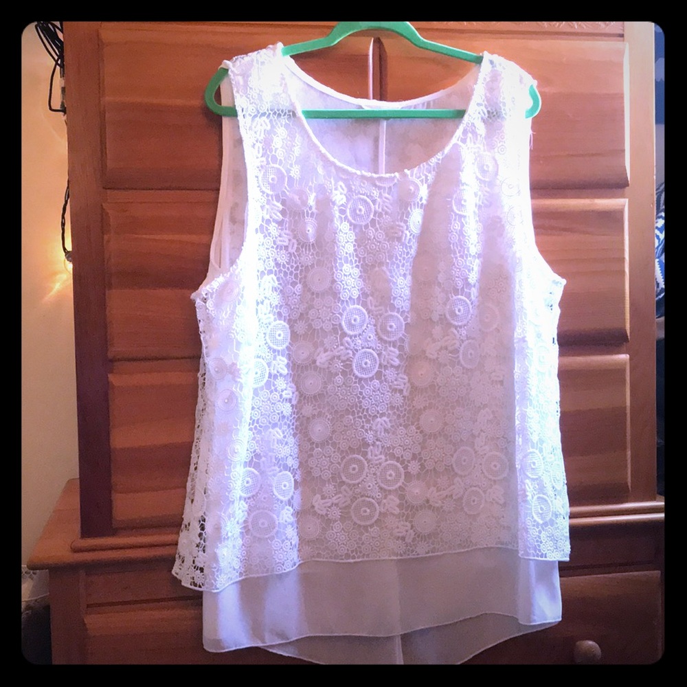 White lace Semi dressy tank top
